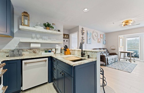 Kimberling City Condo | *Lake Dream*Full Remodel 2BR/2BA Lake Front&View!