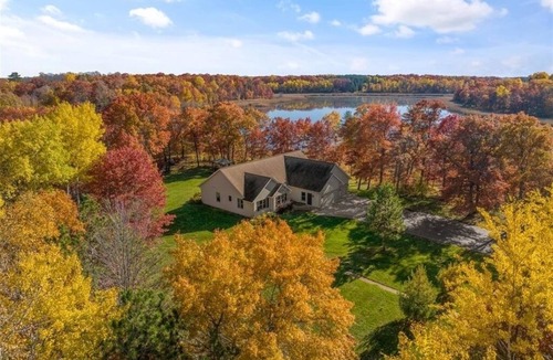 Nisswa Cabin | Lake Edward Retreat, Hot Tub, Game Rm, Mins to Nisswa