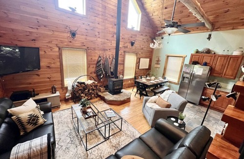 Redfield House | Lake Effect Lodge - Your Tug Hill Getaway