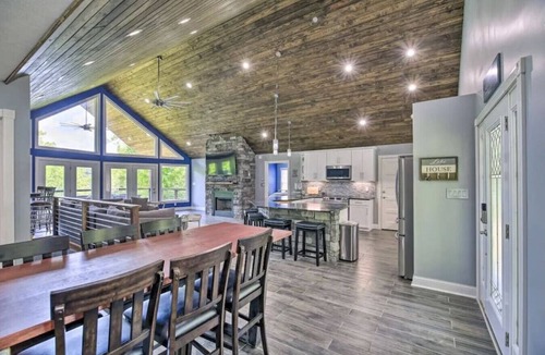 Tazewell House | Lake Effect on Norris Lake