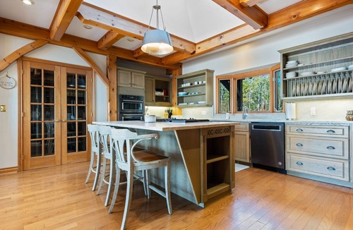 Normandale House | Lake Erie Lake House