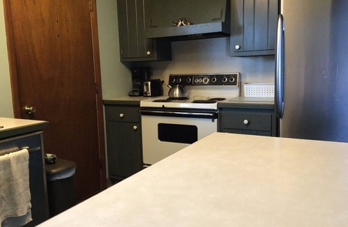 Van Buren Bay House | Lake Erie Water Front House Available in July