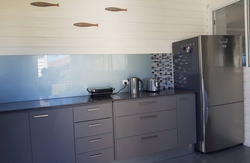 Mannering Park House | Lake Escape - Lake Macquarie