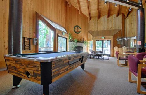 Carnelian Woods House | Lake Escape
