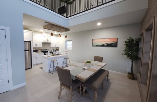 La Joya House | Lake Escape