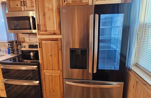 Tunnel Hill Cabin | Lake Escape waterfront cabin