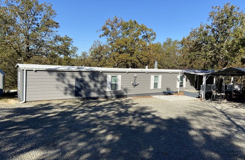 Canadian House | Lake Eufaula, OK - Neighborhood Boat ramp, Pet Friendly