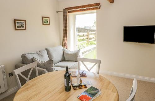 Grantley House | Lake Farm Cottage