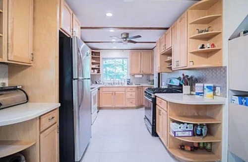 Greeley House | lake/fireplace