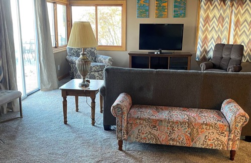 Spicer House | Lake Florida Getaway