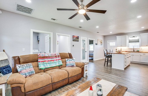 Quitman Cabin | Lake Fork Cabin w/Boat Launch & Fishing Pier