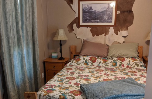 Quitman House | Lake Fork Wolf Meadow