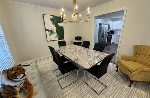 Central House | Lake front 2.5 miles from Clemson with private cove