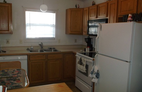 Muncie Condo | lake front 2 br condo close to bsu