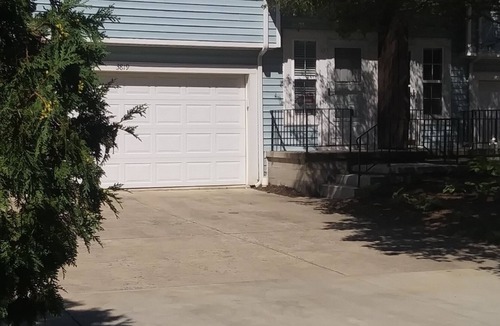 Muncie Condo | lake front 2 br condo close to bsu