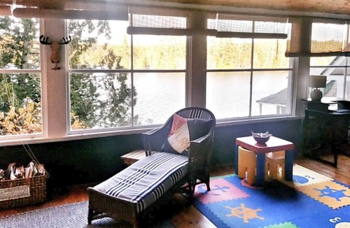 Norway House | Lake Front 3 Season House with Private Deck