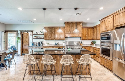 Eufaula House | Lake front, Boat slip access, Sauna, Fire pit
