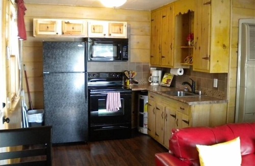 Sunrise Beach Cabin | Lake Front Cabin Sleeps up to 8 MM13
