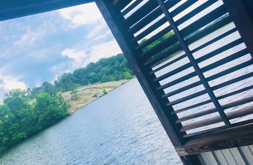 Conyers House | Lake Front Cabin