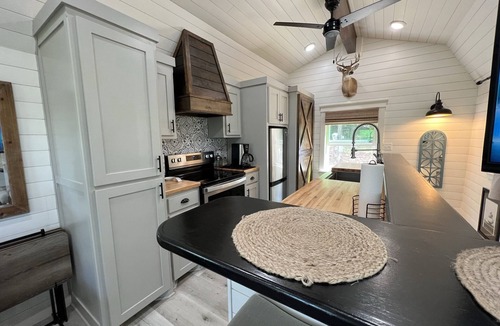 Gordon Cabin | Lake Front Cabin with Private Dock!