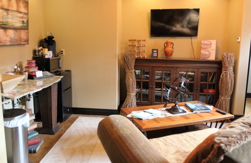 McKenna Bed & Breakfast | Lake Front Castle Style Custom Home Balcony Suites