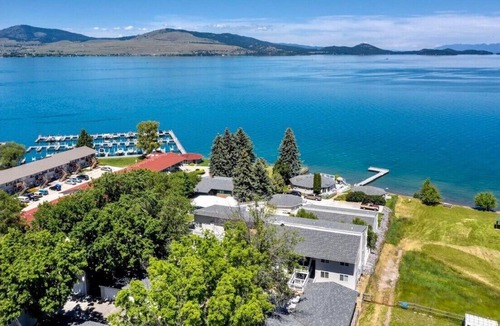 Polson Condo | Lake Front condo with water access