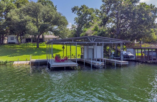 Marble Falls House | Lake Front Family Retreat: Colorado Arm Lake LBJ Private Dock & Kayaks Burnet TX