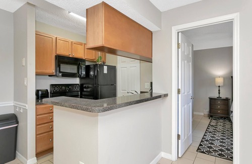 Brandon Condo | Lake Front - Ground Level - 2 bedroom 2 bath