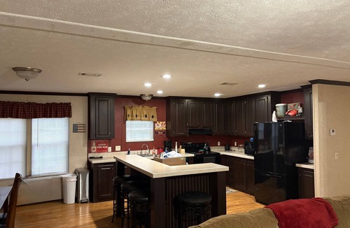 Hemphill House | Lake front hideaway with spectacular views.