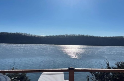 Sunrise Beach House | Lake Front Home/*Amazing Views!