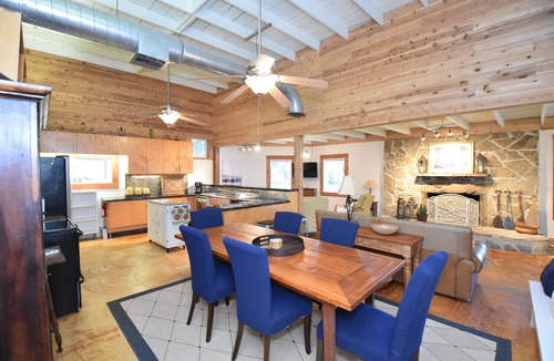 Whitney House | LAKE FRONT HOME! Direct access to the water.