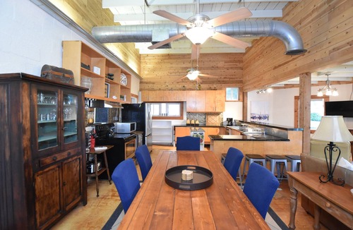 Whitney House | LAKE FRONT HOME! Direct access to the water.