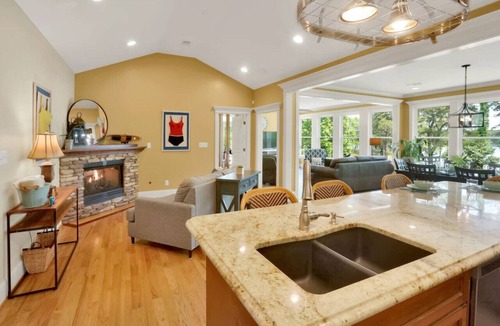 Appling House | Lake front home, private dock, pet friendly