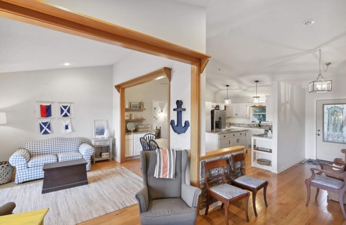 Hiawassee House | Lake front home