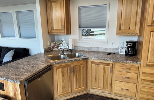 Gravois Mills House | Lake Front Hot Tub Retreat