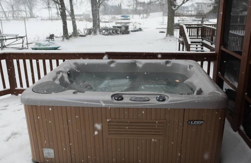 Brewerton House | Lake front house with Pool and hot tub and game room
