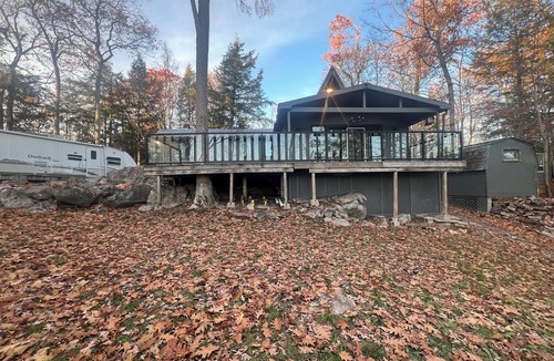 Selwyn House | Lake Front Living- ALL YEAR AROUND!