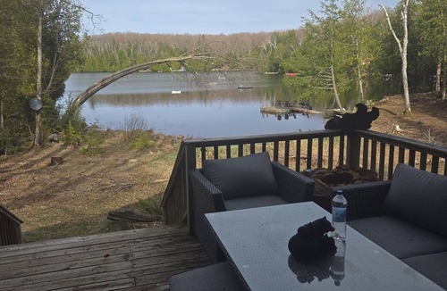 Irondale Cabin | Lake Front Log Cabin