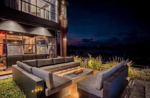 Bedugul Villa | Lake-Front Luxury Villa