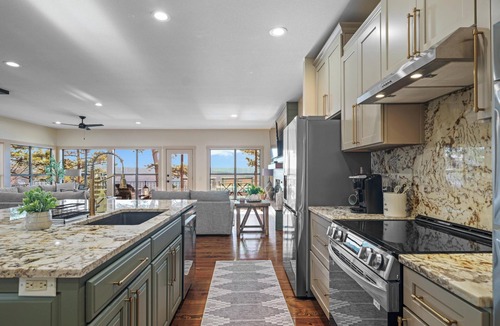 Beaver Shores House | Lake front oasis on Beaver Lake/Rogers