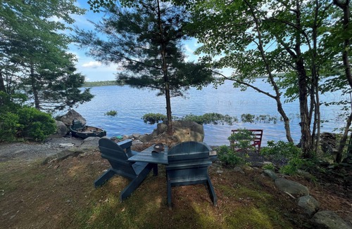 Queens House | Lake Front Paradise on Ponhook in the Heart of Nova Scotia
