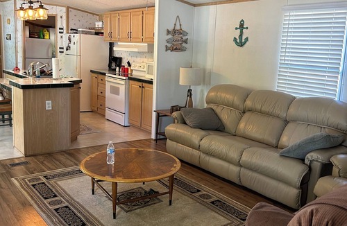 Clarksville House | Lake Front Paradise