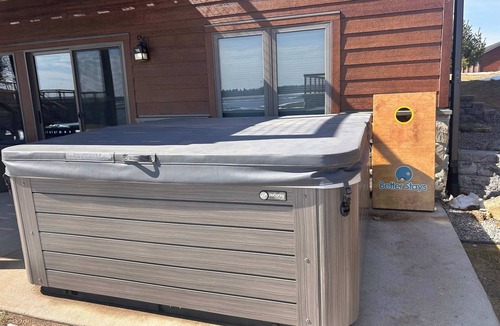 New Lisbon House | Lake Front | Pontoon | Arcade | Beach | Hot Tub