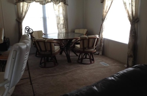 Porum House | Lake front property.! Great for fishing, skiing,jet skiing, swimming , relaxing