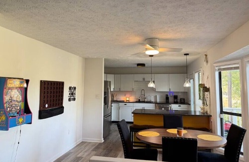 Westover House | Lake Front Retreat, 3 BDR, Pet Friendly!