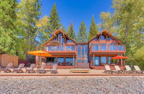 Tahoe Vista House | Lake Front Retreat With Your Private Beach & Hot Tub