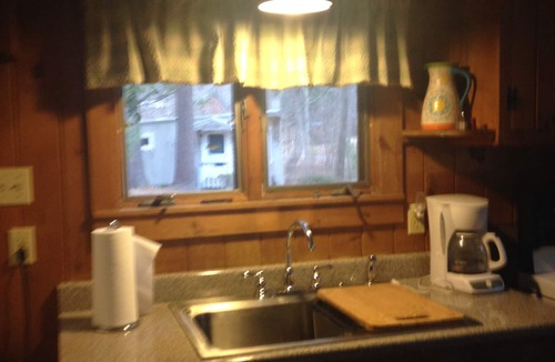 Gilmanton Cottage | LAKE FRONT! SKI ALL WINTER!