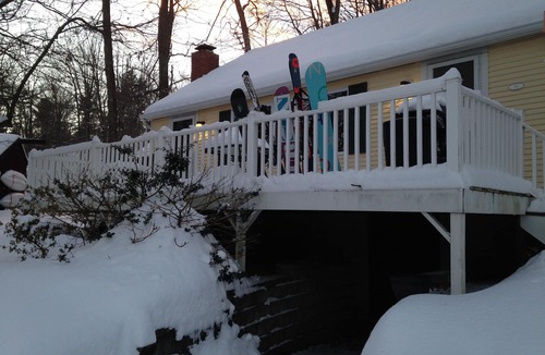 Gilmanton Cottage | LAKE FRONT! SKI ALL WINTER!