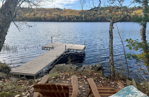 Bucksport Cottage | Lake Front-Spa Tub-Fire Pit-Full Kitchen-Canoe