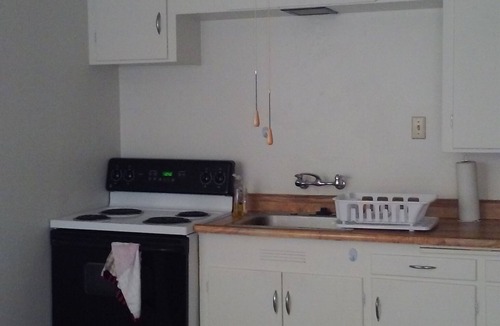 Clearlake Apartment | Lake front unit #6 right by the water